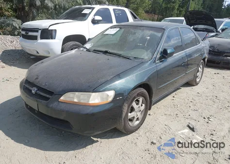 2000 Honda Accord 2.3 Se from USA, damaged, VIN 1HGCG567XYA123063
